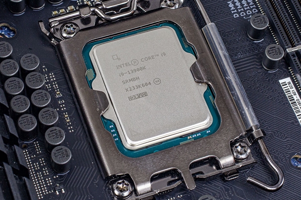 Intel：13/14代酷睿补丁几乎无损性能！未来所有产品都安全