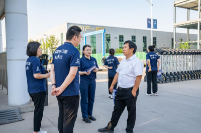 以爱之名，用爱筑家，严一集团首届员工内购会