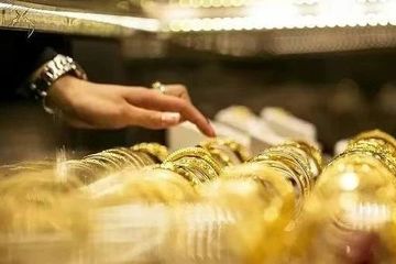 金价维持高位 一些珠宝饰品不再用黄金